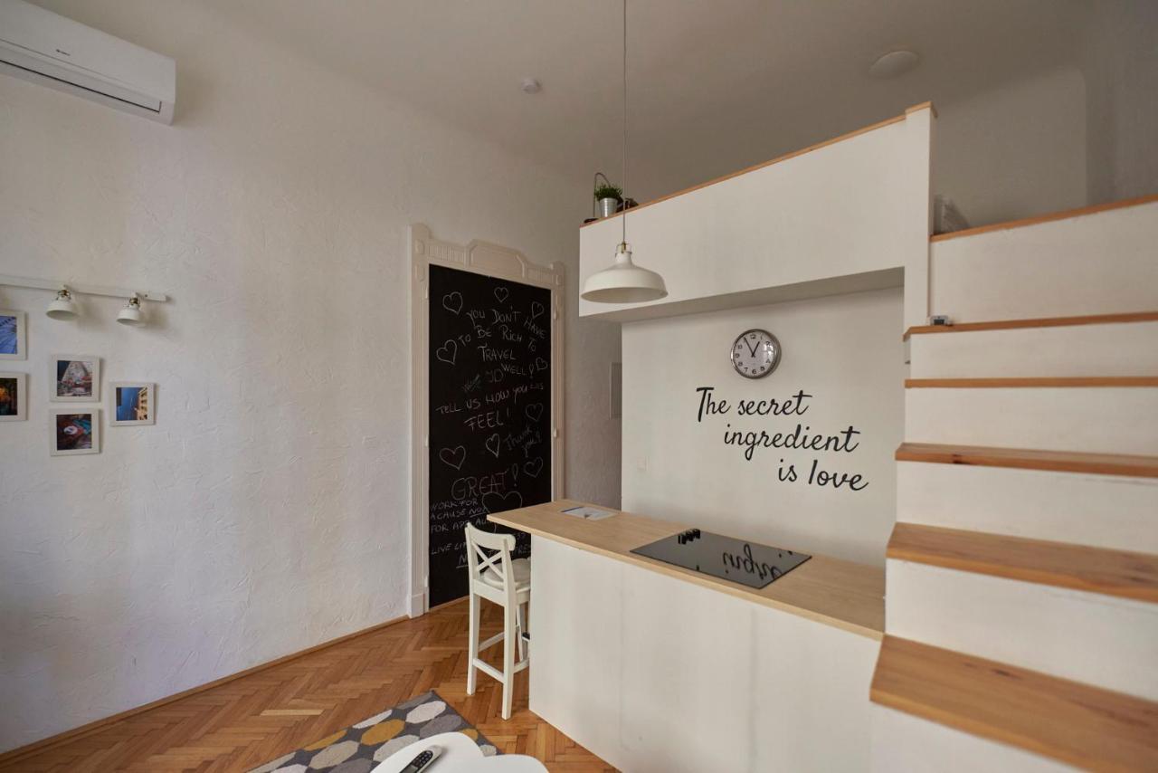 Apartament Downtown W18